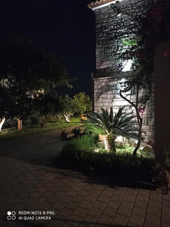 Aloe Apartment in Epidaurus Exterior foto